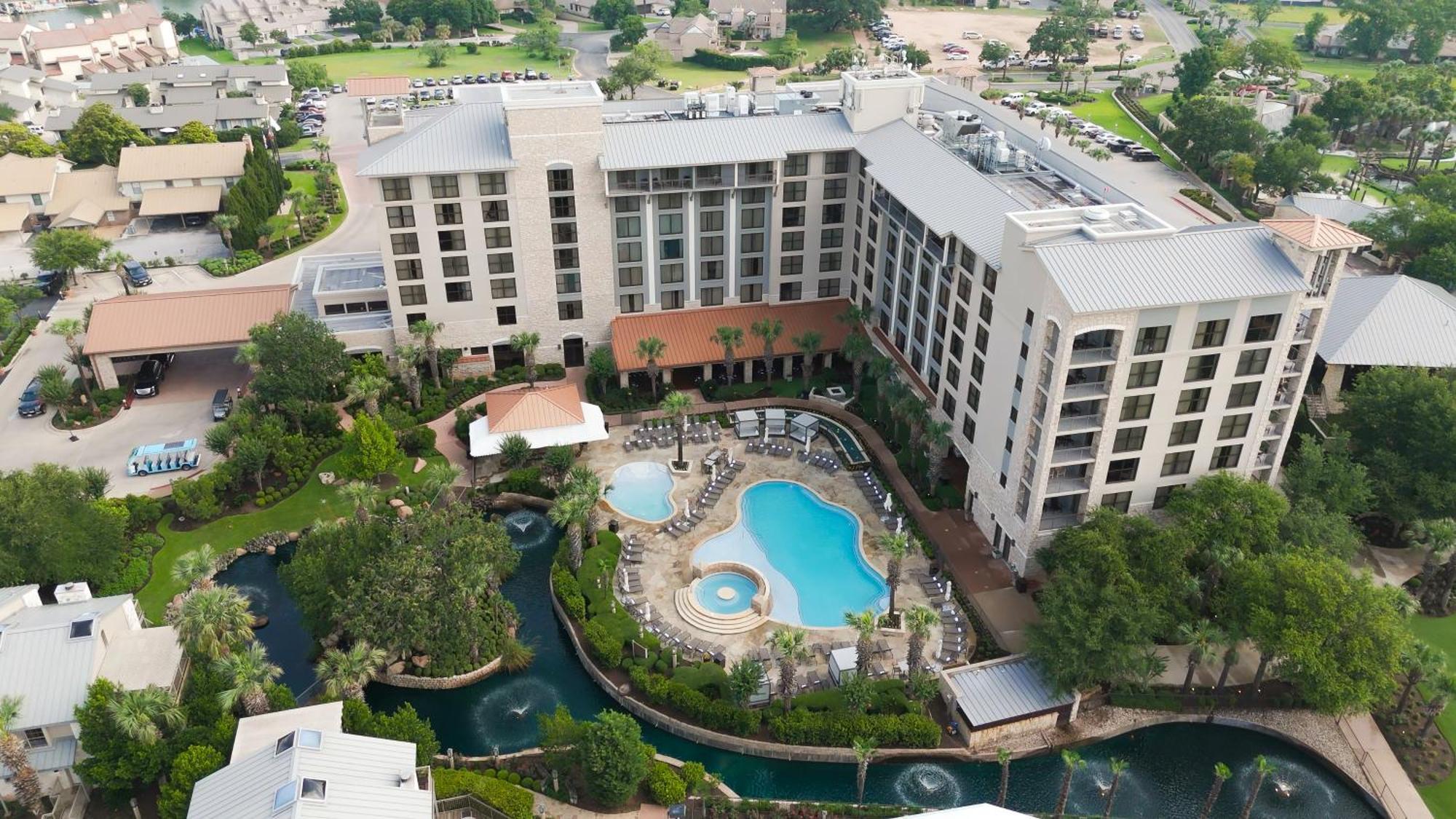 Horseshoe Bay Resort Экстерьер фото